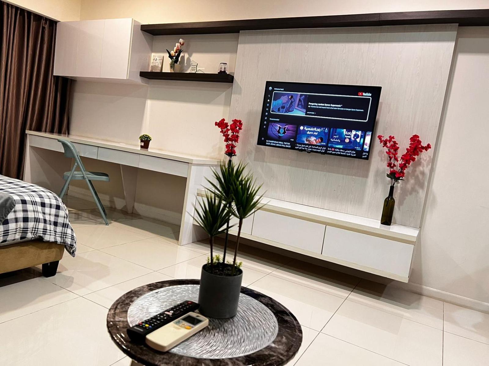 Summer Suites Klcc By Homestay Kuala Lumpur Exterior photo